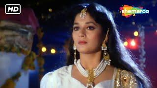 बॉलीवुड की धक धक गर्ल माधुरी दीक्षित का रोमांटिक मूवी सीन  Madhuri Dixit  Romantic Movie Scenes