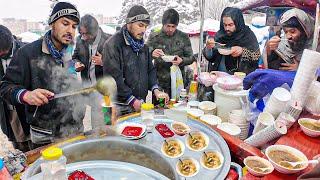 Amazing Food at Street  Heavy snowfall Street food in Kabul Afghanistan  Afghan Best Street Food