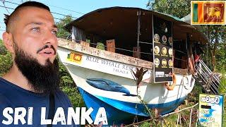 SRI LANKA  FREE Food In Boat Restaurant 