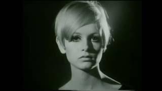 Twiggy - First TV Appearance