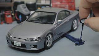 Aoshima Pre-Painted Model Kit 124 Nissan Silvia S15 Spec R Model Car Build & Review