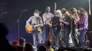 Billy Strings wBob Weir Marty Stuart Ronnie McCoury - Will The Circle Be Unbroken Ryman