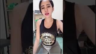 GOYANG HOT CEWEK SUPER CANTIK LEGING KETAT Goyang Bigo hot dan sexy  tiktok id  TIKKOTOK BAU