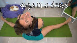 SHORT CLIPS yoga in a dress