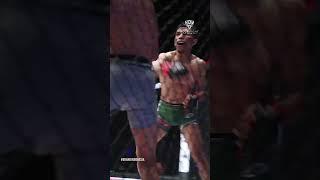 Tendangan Keras Santoso vs Lalu Sofian di One Pride MMA FN 79. - Hook Fight Gear