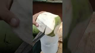 COCONUT JUICE IN THE MORNING #shorts #philippines