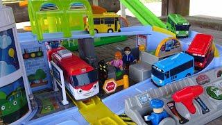 Tayo the Little Bus ToyLets play with a spinning rail toy Chibi Train Titipo also runs 