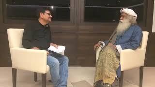 Superb answer to a journalist by sadhguru Must watch