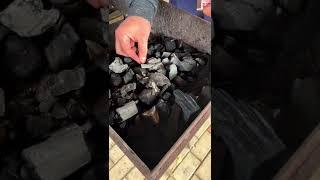 Как быстро разжечь уголь?