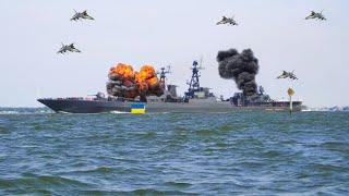 Just Now Yuzhny Harbor destroyed by Russia with SU-57 fighter jets. Hundreds of civilians died