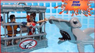 Pretend Play Shark Week Toys Great White & Hammerhead Shark  Animal Planet Deep Sea Play Set