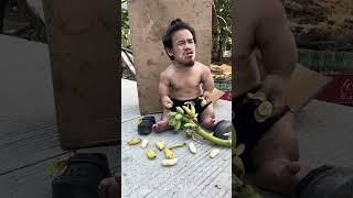 Magnanakw ng saging #BabyGiant