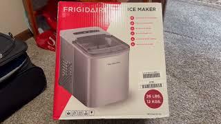 Frigidaire Compact Countertop Ice Maker Makes 26 Lbs  Of Bullet Shaped Ice Cubes Per Day Review