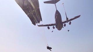 82nd Airborne Division Paratroopers Mass Tac Jump