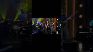  Lily Allen - Smile live on Conan 2007