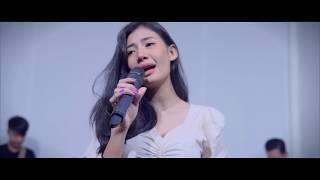 แผลกลางใจ -Cover By สมอารมณ์ x Pimthitiii Official MV 4K