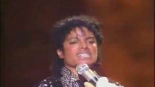Michael Jackson - Billie jean live 1983 first time moonwalk