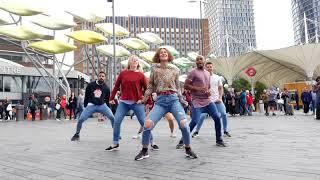 Amazing Westfield Stratford Flash Mob