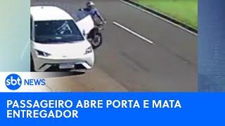 Desatento passageiro abre morta e mata motociclista  #SBTNewsnaTV 240724