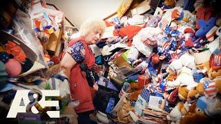 Lia’s Home Buried Under MOUNTAINS of Red White & Blue  Hoarders  A&E