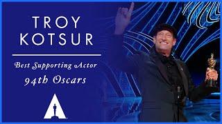 Troy Kotsur Wins Best Supporting Actor for CODA  94th Oscars