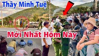 Thầy Minh Tuệ? Chị Hàng Xóm Đưa Tin Đã Xuống Biển Ngay Lúc Này Đi Lang Thang Thất Nghiệp Rồi?