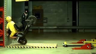 40 km hr crash test motorcycle.