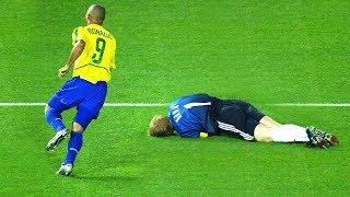 Ronaldo Phenomenon Humiliating Goalkeepers
