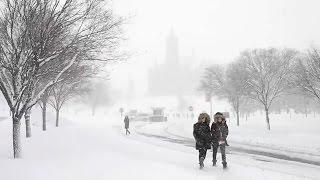 Syracuse University students return to snow-covered campus January 2016