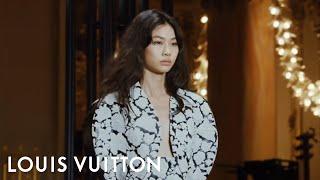 Womens Fall-Winter 2023 Show  LOUIS VUITTON