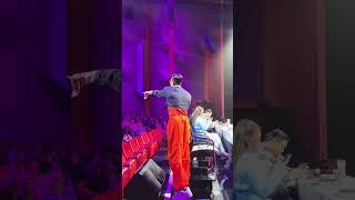 Denny Sumargo Bagi-Bagi Uang Penonton - Got Talent Indonesia