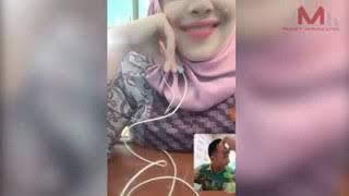 Bigo Live Ibu Guru Cantik Sange Perhatikan Nenennya