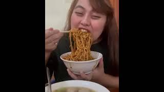 Makan Mie Yamin Legends Langganan Dilan Check