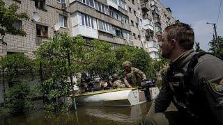 Украина развивает контрнаступление эвакуация из частично затопленного Херсона продолжается