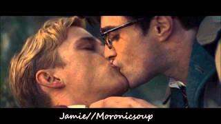 Daniel Radcliffe gay kiss