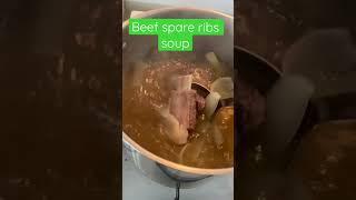 Boiling spare ribs soup