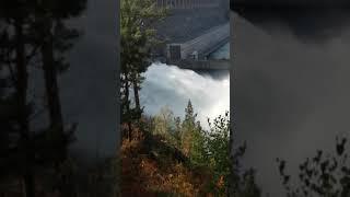 Спуск воды на Братской ГЭС 27.08.2021