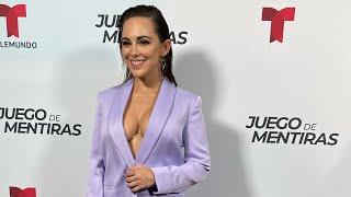 María Elisa Camargo deslumbra la premiere de “juego de mentiras”y cuenta por qué se mudó a Hollywood