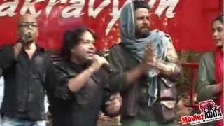 Kailash Kher Sings Mehangai Song With Prakash Jha - Chakravyuh On Location