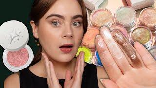 Incredible wet-look eyeshadows? Let’s find out…