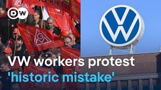 Unions and VW begin negotiations as cuts and factory closures loom  DW News