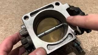 Vacuum smoke test reveals massive throttle body leak...and other hidden problems on R107 Mercedes