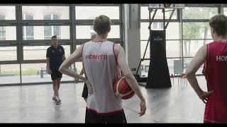 Offensive and Defensive Teaching Points in 11 Situations Centers - Milenko Bogicevic