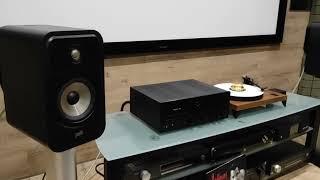 Polk Audio Signature Elite ES20 & Magnat MA 900