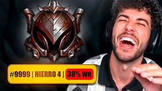 El peor jugador de League of Legends.