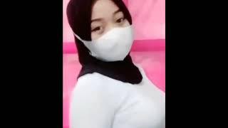 jilbab toket besar