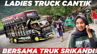 HEBOH  Sitinjau Lauik Kedatangan Ladies Truck Cantik Bersama Truk Srikandi