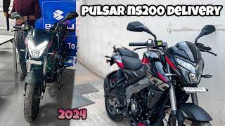 Taking Delivery of Pulsar Ns200 Bs7 2024