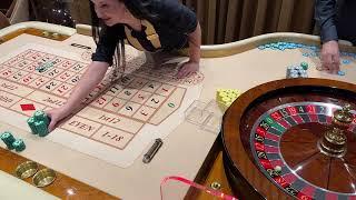 Dealing casino roulette game procedures with real action #roulette #training #casino