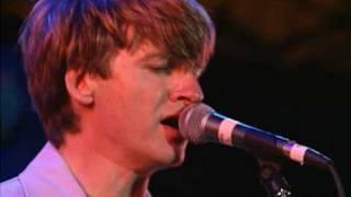 Crowded House - Dont Dream Its Over Live HQ